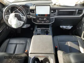 2023 Ford Expedition XLT with VIN 1FMJU1H82PEA63411, listed as a Copart auction lot 83248934 with 17,603 mi miles and Salvage Title. Bid and sale history available at carsss.com. Image 8.