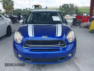 2016 MINI Countryman S with VIN WMWZC3C50GWT08698, listed as a IAAI auction lot 42493302 with 61,306 mi miles and . Bid and sale history available at DreamBid. Image 12.