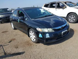 2009 Honda Civic LX z VIN 2HGFA16519H303959, wystawiony jako IAAI lot #42265997 z przebiegiem 142 520 mil mil oraz . Historia ofert i sprzedaży dostępna na DreamBid. Obrazek 1.