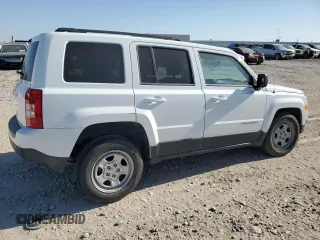 2012 Jeep Patriot Sport with VIN 1C4NJRBB9CD614936, listed as a Copart auction lot 56124675 with 194,590 mi miles and Salvage title. Bid and sale history available at DreamBid. Image 3.