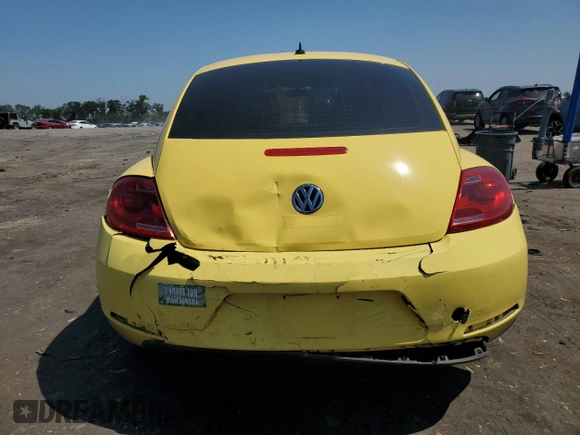 2015 Volkswagen Beetle Fleet Edition with VIN 3VWF17AT9FM635908, listed as a Copart auction lot 62085845 with 78,056 mi miles and Salvage title. Bid and sale history available at DreamBid. Image 6.