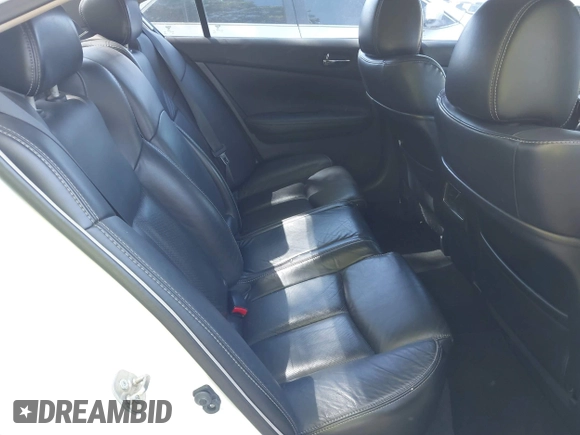 2014 Nissan Maxima SV with VIN 1N4AA5AP5EC497245, listed as a IAAI auction lot 42071331 with 127,757 mi miles and . Bid and sale history available at DreamBid. Image 8.