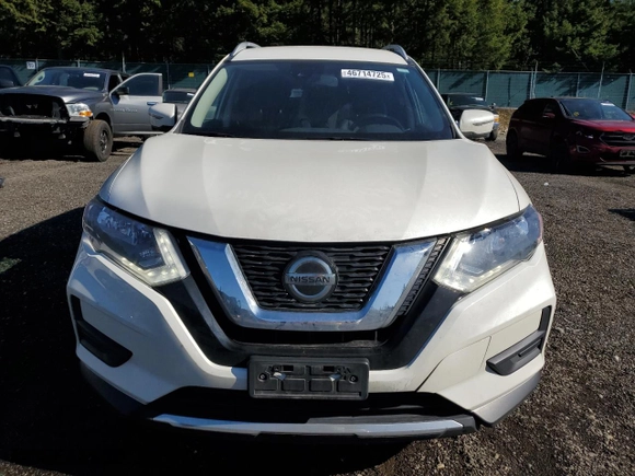 2019 Nissan Rogue SV with VIN JN8AT2MV8KW381582, listed as a Copart auction lot 46714725 with 72,961 mi miles and Salvage Title. Bid and sale history available at carsss.com. Image 5.