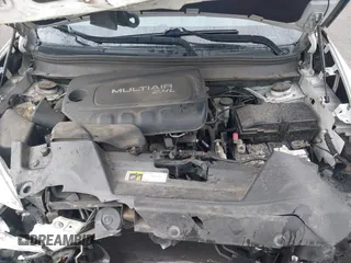 2015 Jeep Cherokee Latitude with VIN 1C4PJMCB1FW751758, listed as a IAAI auction lot 41767154 with 160,349 mi miles. Bid and sale history available at carsss.com. Image 10.