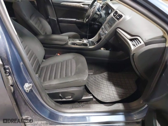 2018 Ford Fusion SE with VIN 3FA6P0HD2JR259707, listed as a IAAI auction lot 40616115 with 74,318 mi miles. Bid and sale history available at carsss.com. Image 5.