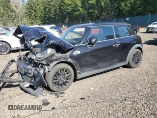 2016 MINI Hardtop with VIN WMWXP5C57G2D15083, listed as a Copart auction lot 48233015 with 96,407 mi miles and Salvage Title. Bid and sale history available at DreamBid. Image 1.