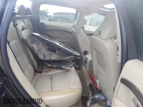 2008 Volvo V70 with VIN YV1BW982681051052, listed as a Copart auction lot 57640395 with 110,228 mi miles and Salvage title. Bid and sale history available at DreamBid. Image 11.