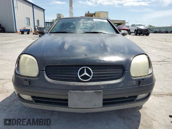 2000 Mercedes-Benz SLK 230 Kompressor with VIN WDBKK47F0YF166062, listed as a Copart auction lot 54318895 with 98,097 mi miles and Clean title. Bid and sale history available at DreamBid. Image 5.
