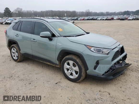 2019 Toyota RAV4 Hybrid XLE with VIN JTMRWRFV0KD011136, listed as a Copart auction lot 44007925 with 70,364 mi miles and Salvage Title. Bid and sale history available at carsss.com. Image 4.