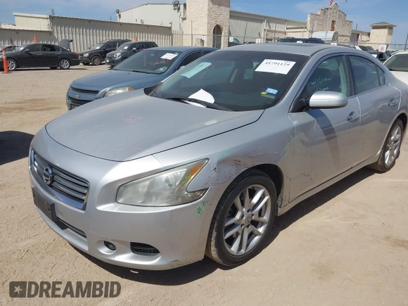 2014 Nissan Maxima 3.5 S with VIN 1N4AA5AP1EC464369, listed as a IAAI auction lot 41791129 with 144,825 mi miles. Bid and sale history available at carsss.com. Image 2.