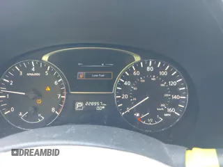 2015 Nissan Pathfinder SV with VIN 5N1AR2MN2FC642105, listed as a IAAI auction lot 42580343 with 228,957 mi miles and . Bid and sale history available at DreamBid. Image 7.
