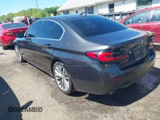 2021 BMW 5 Series 530i xDrive with VIN WBA13BJ0XMWX00677, listed as a IAAI auction lot 42100435 with 66,140 mi miles and . Bid and sale history available at DreamBid. Image 3.