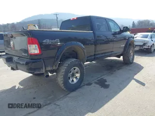 2022 Ram 2500 Big Horn with VIN 3C6UR5DL3NG382141, listed as a IAAI auction lot 41804461 with 46,289 mi miles. Bid and sale history available at carsss.com. Image 4.
