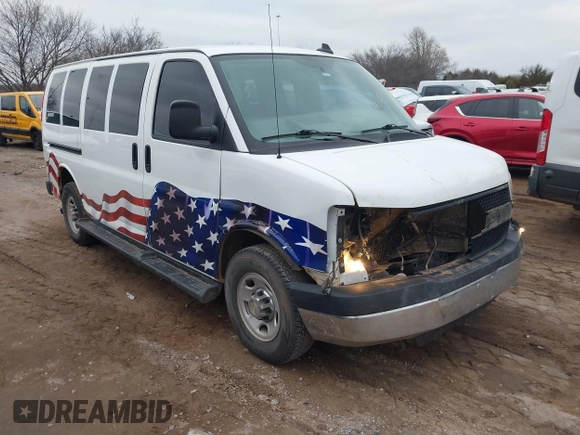 2016 Chevrolet Express Passenger LT with VIN 1GAZGMFGXG1263544, listed as a IAAI auction lot 41491282 with 127,232 mi miles and . Bid and sale history available at DreamBid. Image 1.