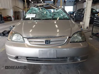 2001 Honda Civic LX z VIN 2HGES16571H556376, wystawiony jako IAAI lot #42203997 z przebiegiem 175 778 mil mil oraz . Historia ofert i sprzedaży dostępna na DreamBid. Obrazek 12.