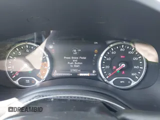 2021 Jeep Renegade 80th Anniversary z VIN ZACNJDBB9MPM67102, wystawiony jako IAAI lot #42636992 z przebiegiem 57 852 mil mil oraz . Historia ofert i sprzedaży dostępna na DreamBid. Obrazek 7.