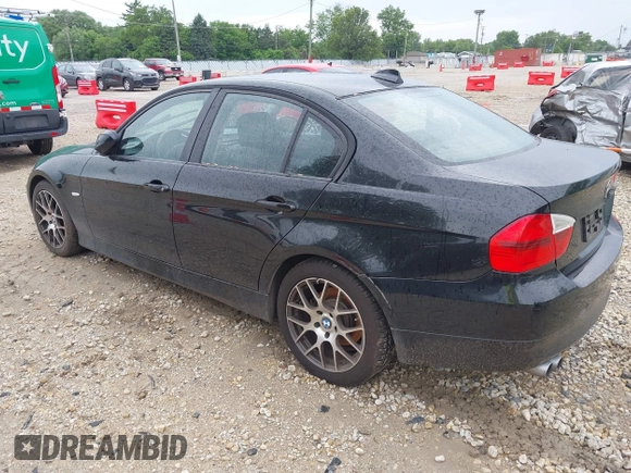 2008 BMW 3 Series 328xi с VIN WBAVC93588K042292, выставлен на аукционе IAAI как лот 42565917 с пробегом 179 188 миль миль и . История ставок и продаж доступна на DreamBid. Изображение 3.