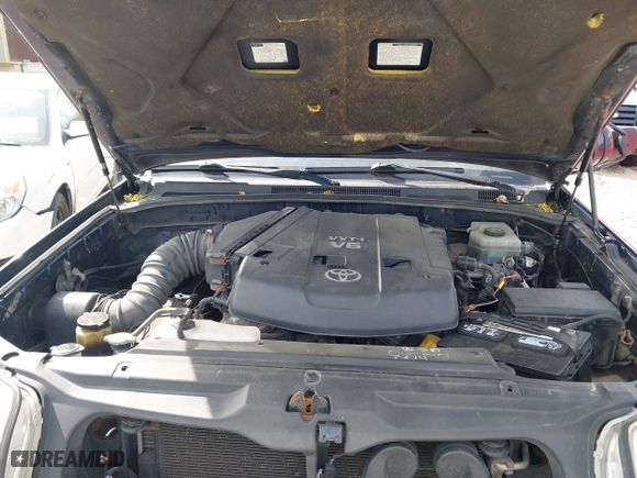 2004 Toyota 4Runner Limited with VIN JTEBU17R348016087, listed as a IAAI auction lot 41968056 with 189,557 mi miles. Bid and sale history available at carsss.com. Image 10.
