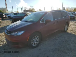2017 Chrysler Pacifica Touring with VIN 2C4RC1DG6HR723414, listed as a Copart auction lot 77322544 with 105,915 mi miles and Salvage Title. Bid and sale history available at DreamBid. Image 1.