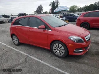 2014 Mercedes-Benz B-Class with VIN WDDVP9ABXEJ003839, listed as a Copart auction lot 53499135 with 33,918 mi miles and Clean Title. Bid and sale history available at carsss.com. Image 4.