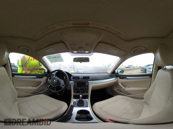 2019 Volkswagen Passat Wolfsburg Edition z VIN 1VWLA7A38KC004758, wystawiony jako IAAI lot #42404110 z przebiegiem 71 694 mil mil oraz . Historia ofert i sprzedaży dostępna na DreamBid. Obrazek 18.