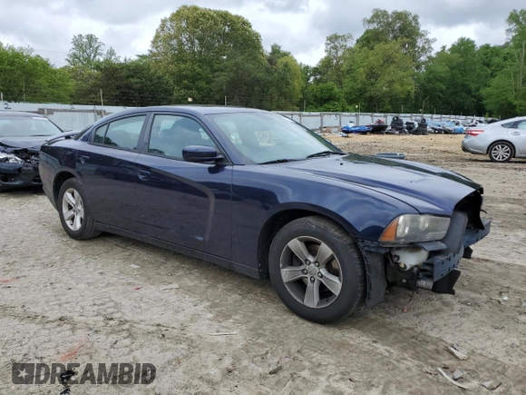2014 Dodge Charger SXT z VIN 2C3CDXHG2EH184196, wystawiony jako Copart lot #55803035 z przebiegiem 140 707 mil mil oraz Szkoda całkowita • Salvage title. Historia ofert i sprzedaży dostępna na DreamBid. Obrazek 4.