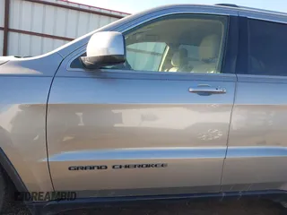 2018 Jeep Grand Cherokee Laredo E with VIN 1C4RJEAG9JC126080, listed as a IAAI auction lot 41355941 with 108,919 mi miles and . Bid and sale history available at DreamBid. Image 14.