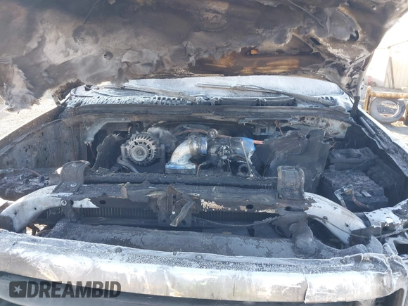 2004 Ford F-250 XL z VIN 1FTNX21P34EA16467, wystawiony jako IAAI lot #41419946 z przebiegiem Nie podano mil oraz . Historia ofert i sprzedaży dostępna na DreamBid. Obrazek 10.
