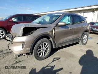 2021 Ford Escape SE z VIN 1FMCU9G67MUA94341, wystawiony jako Copart lot #47081555 z przebiegiem 72 731 mil mil oraz Szkoda całkowita • Salvage title. Historia ofert i sprzedaży dostępna na DreamBid. Obrazek 1.