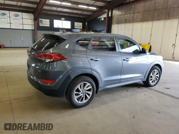 2018 Hyundai Tucson SE z VIN KM8J2CA40JU769217, wystawiony jako Copart lot #50214755 z przebiegiem 105 311 mil mil oraz Szkody całkowita. Historia ofert i sprzedaży dostępna na DreamBid. Obrazek 3.