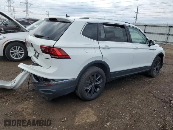2024 Volkswagen Tiguan SE with VIN 3VVMB7AX9RM174127, listed as a Copart auction lot 53826785 with 4,208 mi miles and Salvage title. Bid and sale history available at DreamBid. Image 3.