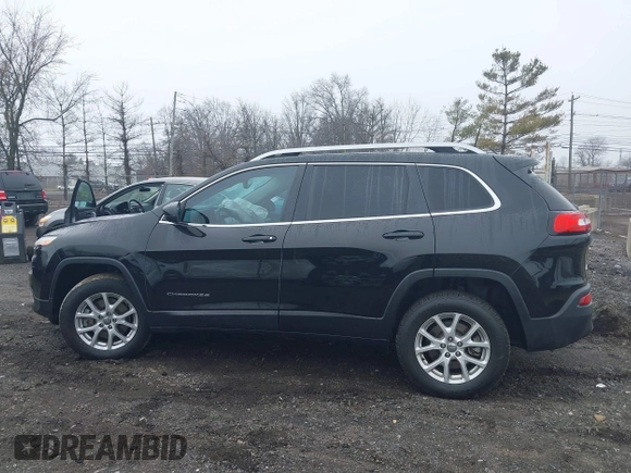2017 Jeep Cherokee Latitude z VIN 1C4PJMCS6HW529638, wystawiony jako IAAI lot #41835526 z przebiegiem 79 633 mil mil oraz . Historia ofert i sprzedaży dostępna na DreamBid. Obrazek 14.