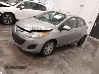 2014 Mazda 2 Sport with VIN JM1DE1KY3E0174566, listed as a IAAI auction lot 41973075 with 126,772 mi miles. Bid and sale history available at carsss.com. Image 21.