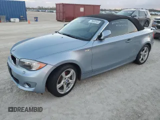 2013 BMW 1 Series 128i z VIN WBAUN1C54DVR01247, wystawiony jako Copart lot #79449164 z przebiegiem Nie podano mil oraz Szkoda całkowita • Salvage title. Historia ofert i sprzedaży dostępna na DreamBid. Obrazek 1.