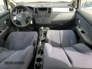 2009 Nissan Versa 1.8 S with VIN 3N1BC11E69L374261, listed as a Copart auction lot 47252795 with 70,600 mi miles and Salvage Title. Bid and sale history available at carsss.com. Image 8.