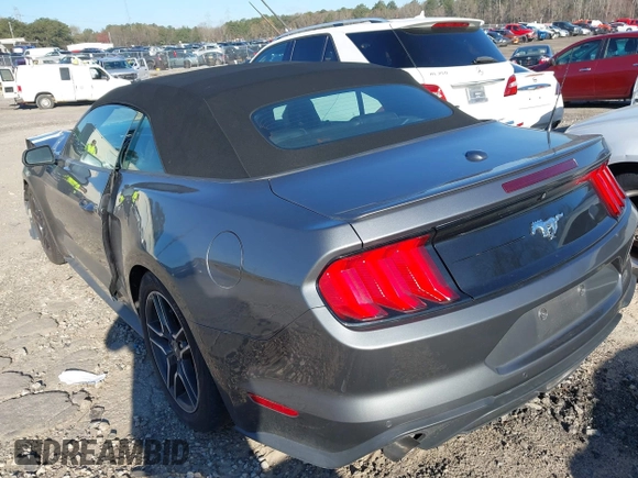 2021 Ford Mustang EcoBoost z VIN 1FATP8UH3M5105279, wystawiony jako IAAI lot #41712821 z przebiegiem 99 760 mil mil oraz . Historia ofert i sprzedaży dostępna na DreamBid. Obrazek 3.