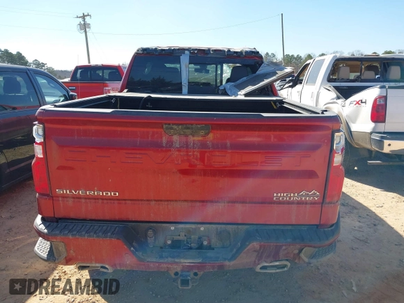 2021 Chevrolet Silverado 1500 High Country with VIN 3GCUYHET8MG141704, listed as a IAAI auction lot 41635846 with 50,425 mi miles. Bid and sale history available at carsss.com. Image 16.