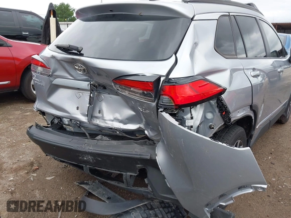 2024 Toyota Corolla Cross XLE with VIN 7MUDAAAGXRV090967, listed as a IAAI auction lot 42353090 with 24,970 mi miles and . Bid and sale history available at DreamBid. Image 6.