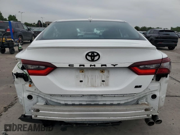 2023 Toyota Camry SE z VIN 4T1G11AK2PU722215, wystawiony jako Copart lot #58623895 z przebiegiem 39 968 mil mil oraz Szkoda całkowita • Salvage title. Historia ofert i sprzedaży dostępna na DreamBid. Obrazek 6.