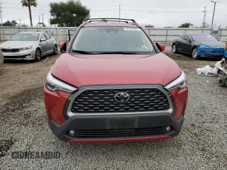 2023 Toyota Corolla Cross XLE с VIN 7MUDAAAGXPV069730, выставлен на аукционе Copart как лот 55795035 с пробегом 26 368 миль миль и Списание • Salvage title. История ставок и продаж доступна на DreamBid. Изображение 5.