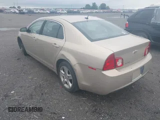 2009 Chevrolet Malibu 1LS with VIN 1G1ZG57B79F260941, listed as a IAAI auction lot 42157902 with 188,112 mi miles and . Bid and sale history available at DreamBid. Image 3.