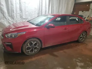 2019 Kia Forte LXS z VIN 3KPF24AD3KE134461, wystawiony jako Copart lot #46528405 z przebiegiem 84 311 mil mil oraz Szkoda całkowita • Salvage title. Historia ofert i sprzedaży dostępna na DreamBid. Obrazek 1.