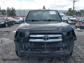 2005 Toyota Tundra SR5 with VIN 5TBET34185S475717, listed as a IAAI auction lot 41755564 with 237,629 mi miles. Bid and sale history available at carsss.com. Image 13.