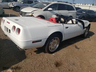 1995 Chevrolet Corvette with VIN 1G1YY32P6S5106006, listed as a Copart auction lot 68362564 with 0 mi miles and Salvage Title. Bid and sale history available at carsss.com. Image 3.