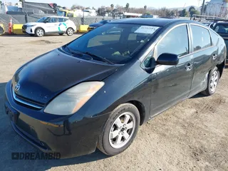 2006 Toyota Prius with VIN JTDKB20U063197518, listed as a IAAI auction lot 41342184 with 186,105 mi miles. Bid and sale history available at carsss.com. Image 2.