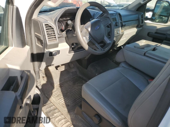 2019 Ford F-250 XL with VIN 1FTBF2A68KEG63053, listed as a Copart auction lot 61022255 with Not provided miles and Salvage title. Bid and sale history available at DreamBid. Image 8.