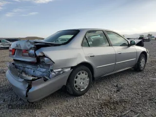 2002 Honda Accord LX z VIN JHMCG554X2C035386, wystawiony jako Copart lot #56247965 z przebiegiem Nie podano mil oraz Szkoda całkowita • Salvage title. Historia ofert i sprzedaży dostępna na DreamBid. Obrazek 3.