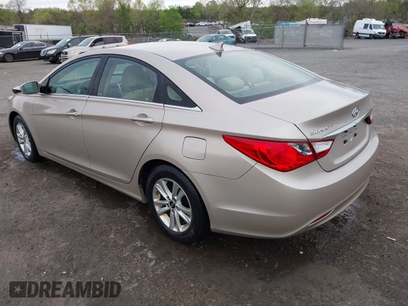 2011 Hyundai Sonata GLS with VIN 5NPEB4AC5BH284652, listed as a IAAI auction lot 42067587 with 155,310 mi miles and . Bid and sale history available at DreamBid. Image 3.