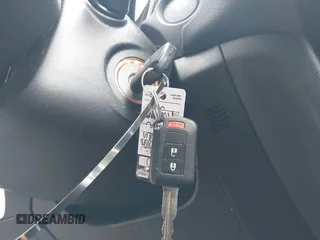 2018 Mitsubishi Outlander ES z VIN JA4AP3AU6JZ006542, wystawiony jako IAAI lot #42253505 z przebiegiem 109 722 mil mil oraz . Historia ofert i sprzedaży dostępna na DreamBid. Obrazek 11.