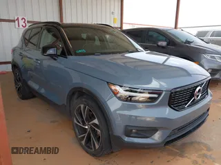 2022 Volvo XC40 R-Design with VIN YV4AC2HM4N2655950, listed as a IAAI auction lot 42248112 with 43,510 mi miles and . Bid and sale history available at DreamBid. Image 1.
